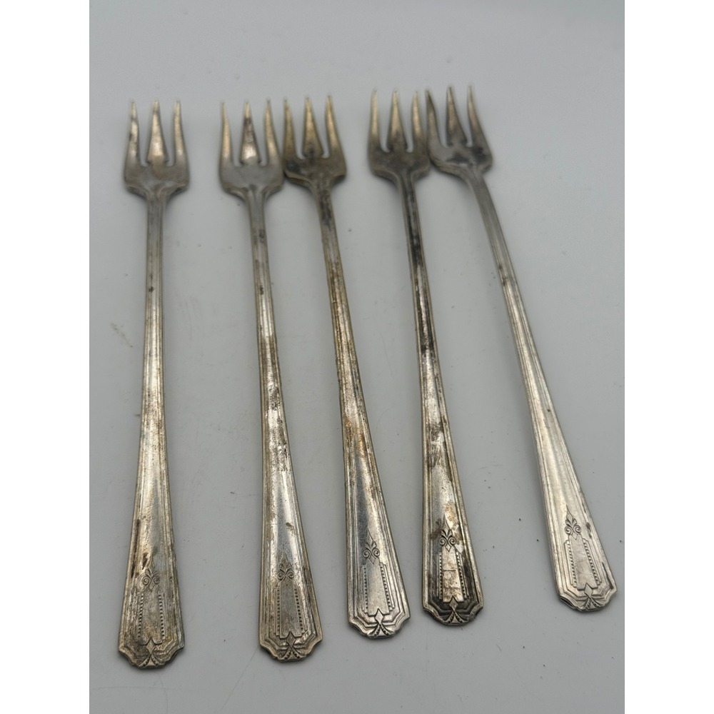 Vintage Shelton Silver Plate Seafood Cocktail Forks Set of 5 Art Deco 5.75 inch